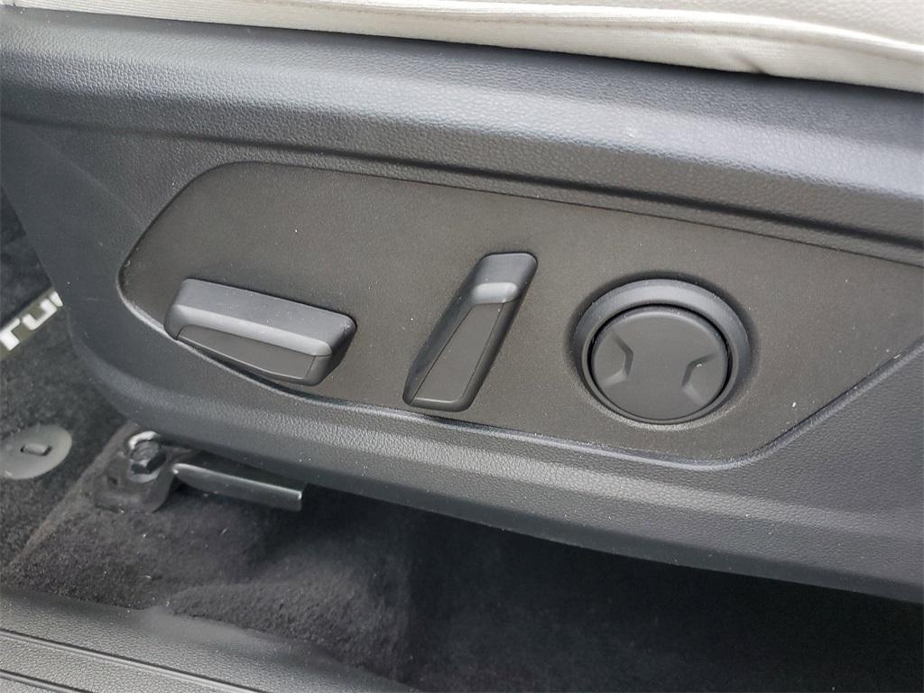 new 2025 Hyundai Tucson car, priced at $32,104