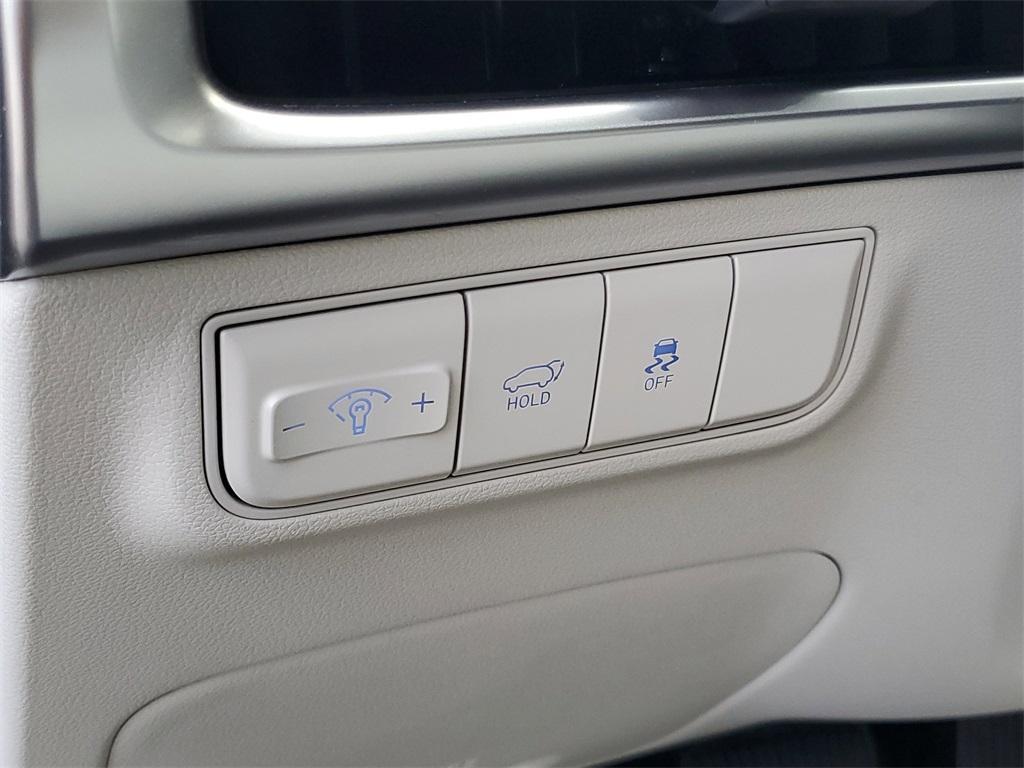 new 2025 Hyundai Tucson car, priced at $32,104