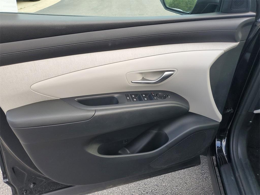 new 2025 Hyundai Tucson car, priced at $32,104