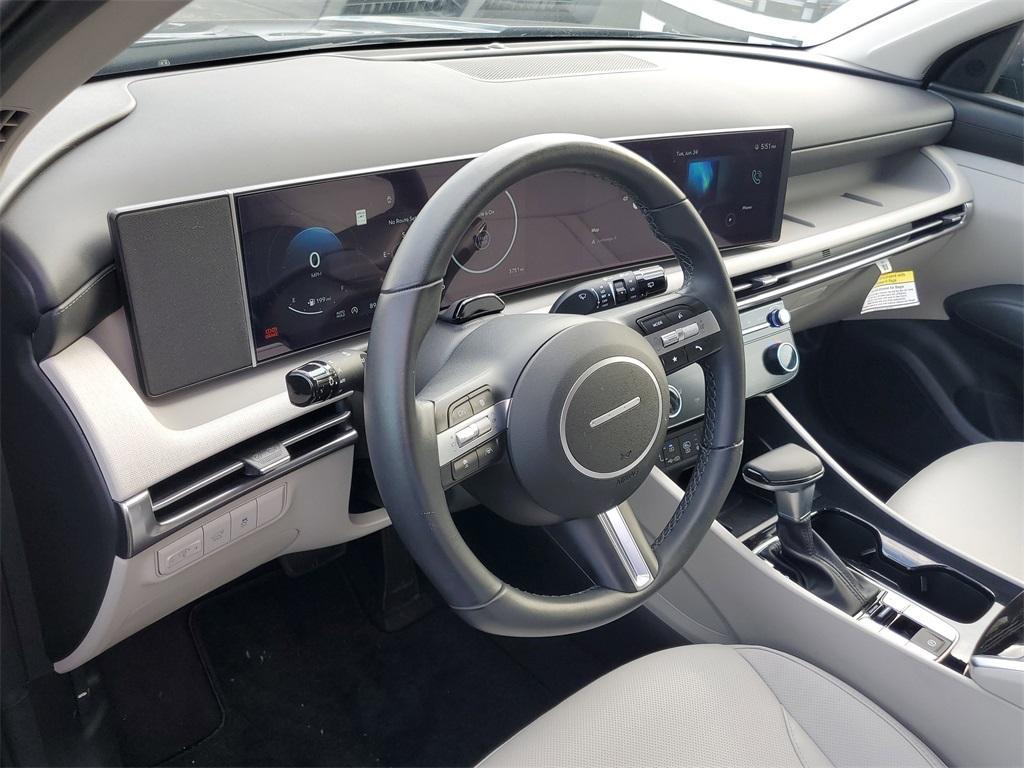 new 2025 Hyundai Tucson car, priced at $32,104