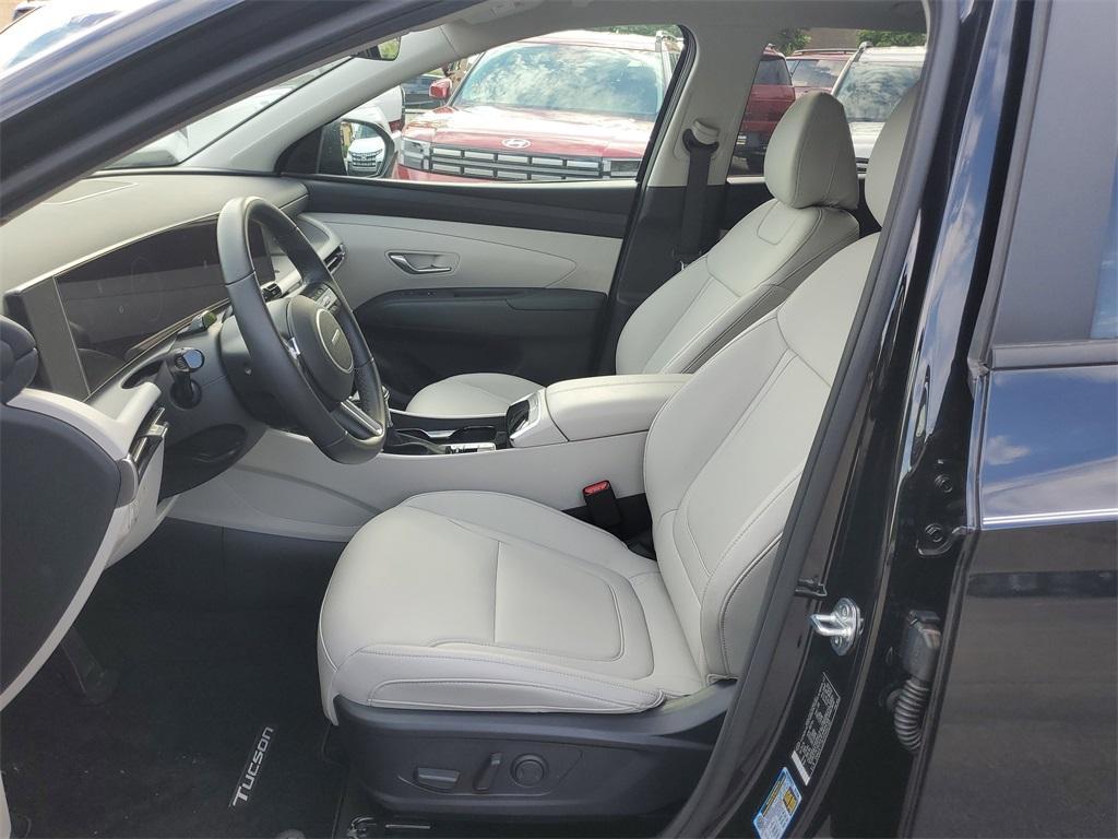 new 2025 Hyundai Tucson car, priced at $32,104