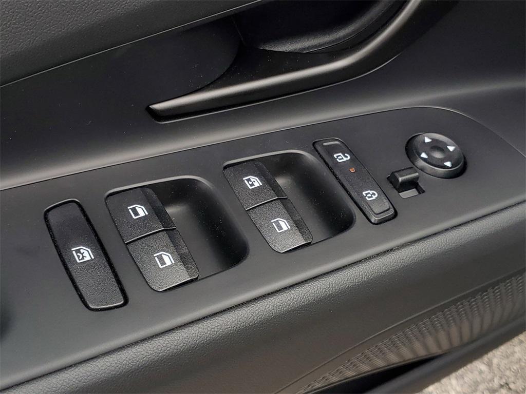 new 2025 Hyundai ELANTRA HEV car, priced at $28,738