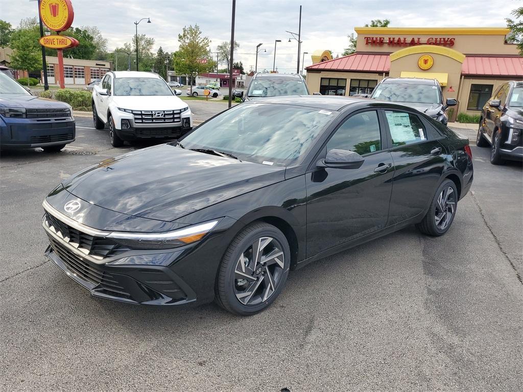 new 2025 Hyundai ELANTRA HEV car, priced at $28,738