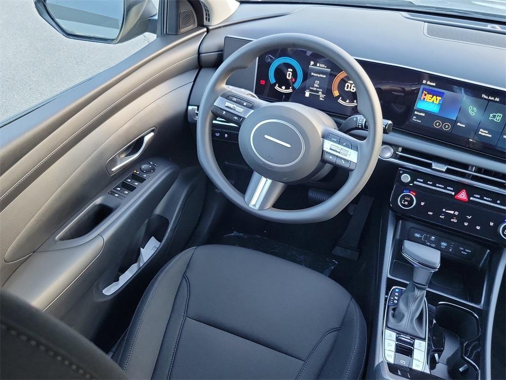 new 2025 Hyundai Tucson car, priced at $33,427