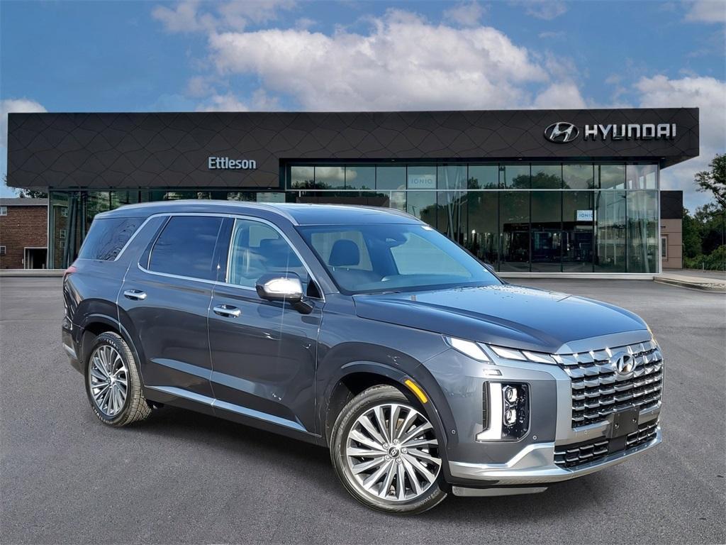 used 2024 Hyundai Palisade car, priced at $41,995