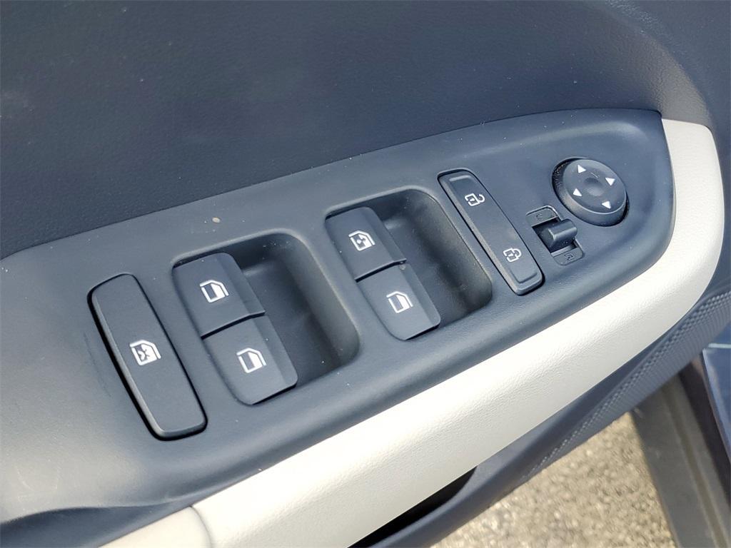 new 2025 Hyundai Venue car, priced at $24,972