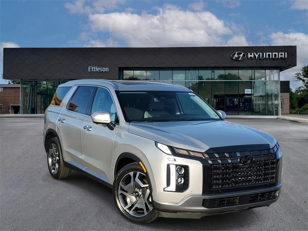 used 2024 Hyundai Palisade car, priced at $35,995