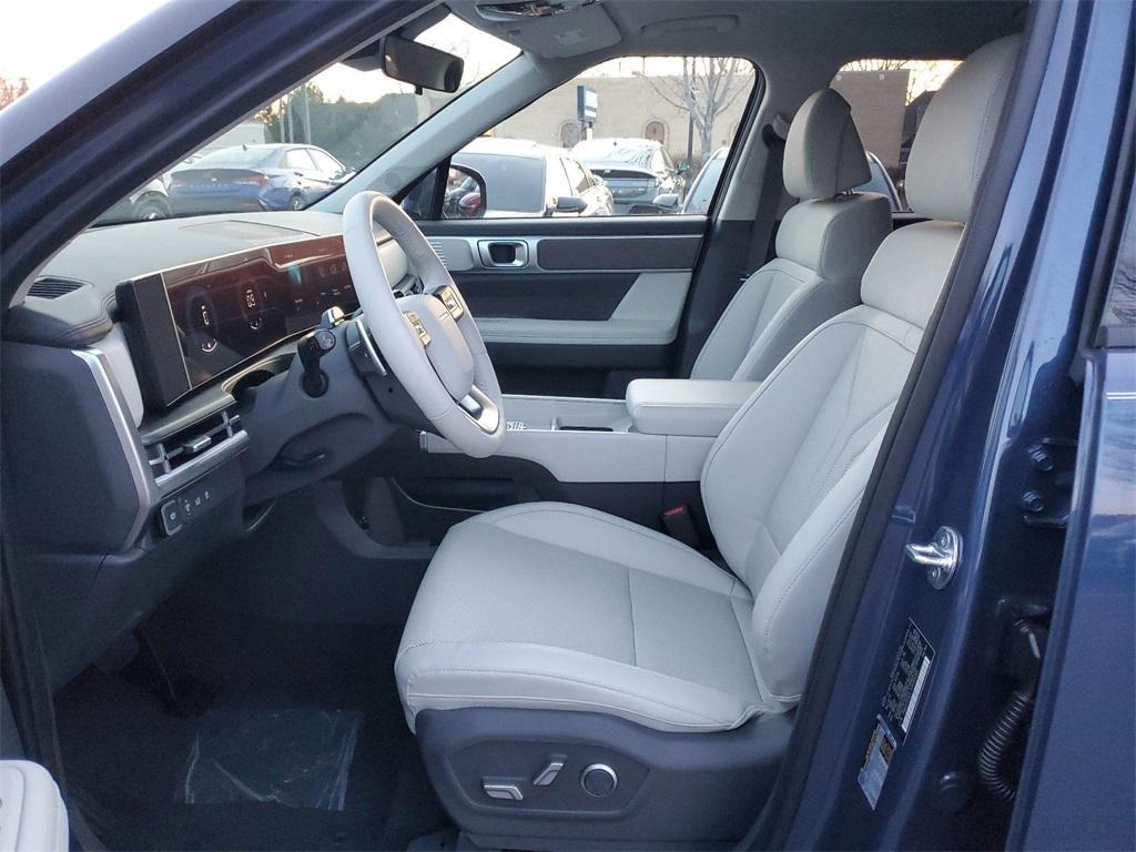 new 2025 Hyundai Santa Fe car, priced at $39,558