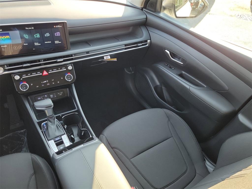 new 2025 Hyundai Tucson car, priced at $34,102