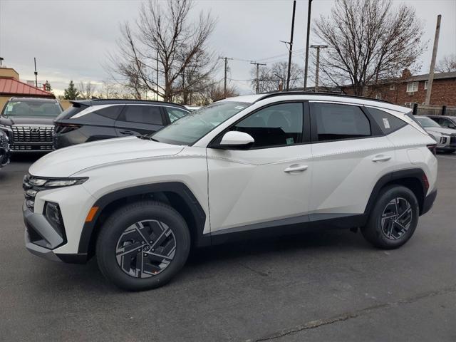 new 2025 Hyundai Tucson Hybrid car, priced at $35,237