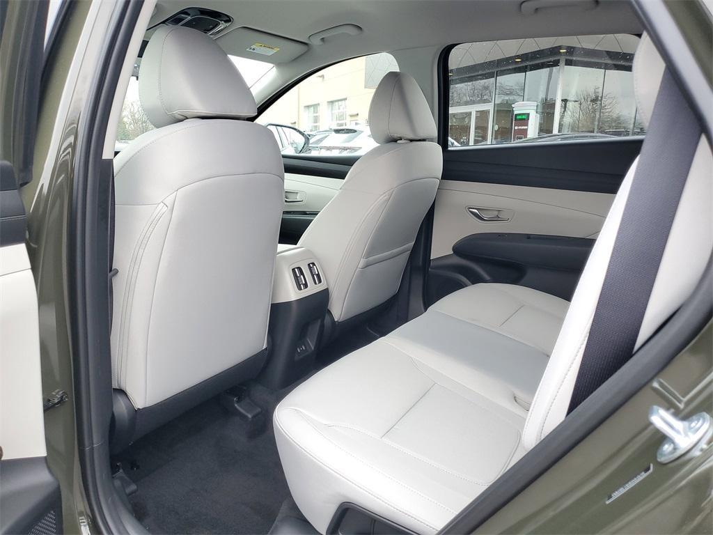 new 2025 Hyundai Tucson car, priced at $33,199