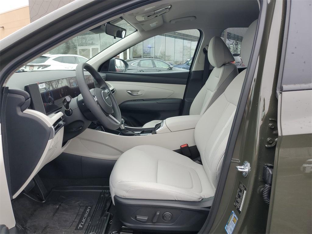 new 2025 Hyundai Tucson car, priced at $32,993