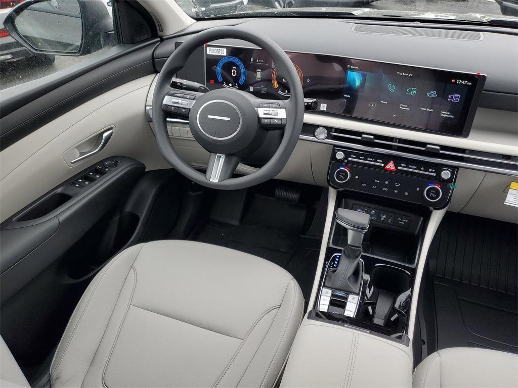 new 2025 Hyundai Tucson car, priced at $32,993