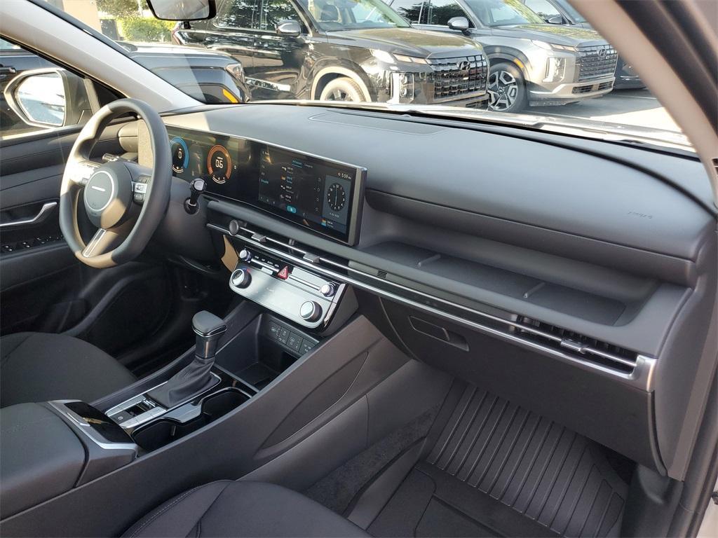 new 2025 Hyundai Tucson car, priced at $32,103