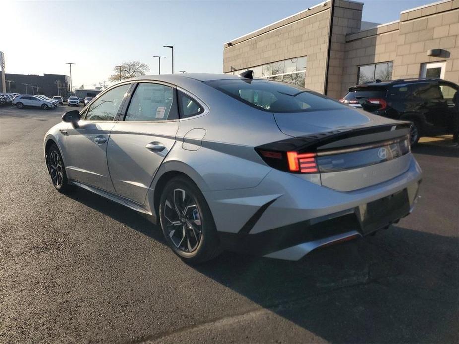 new 2025 Hyundai Sonata car, priced at $30,101