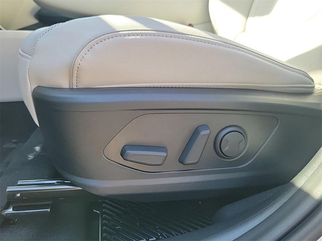 new 2025 Hyundai Tucson car, priced at $40,667