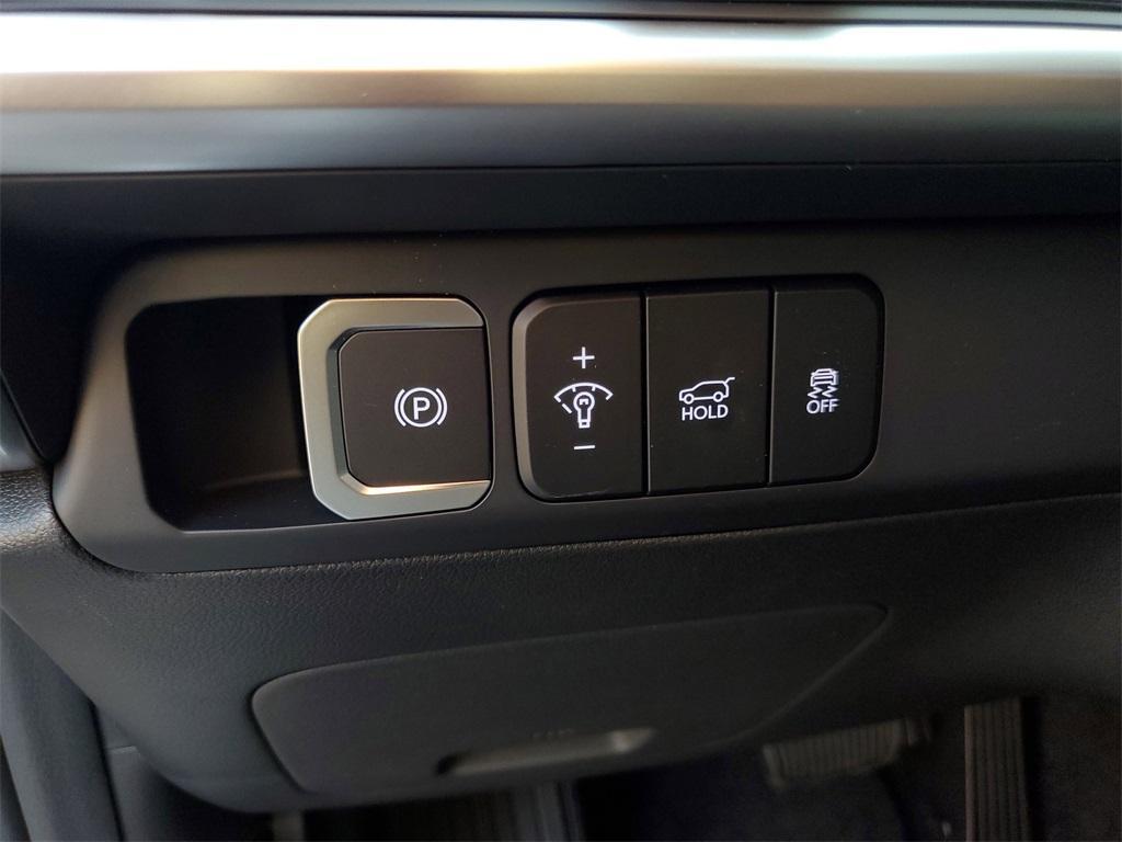 new 2025 Hyundai Santa Fe car, priced at $40,246