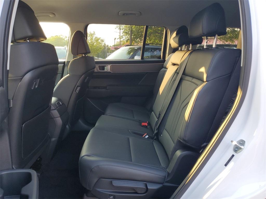 new 2025 Hyundai Santa Fe car, priced at $40,246