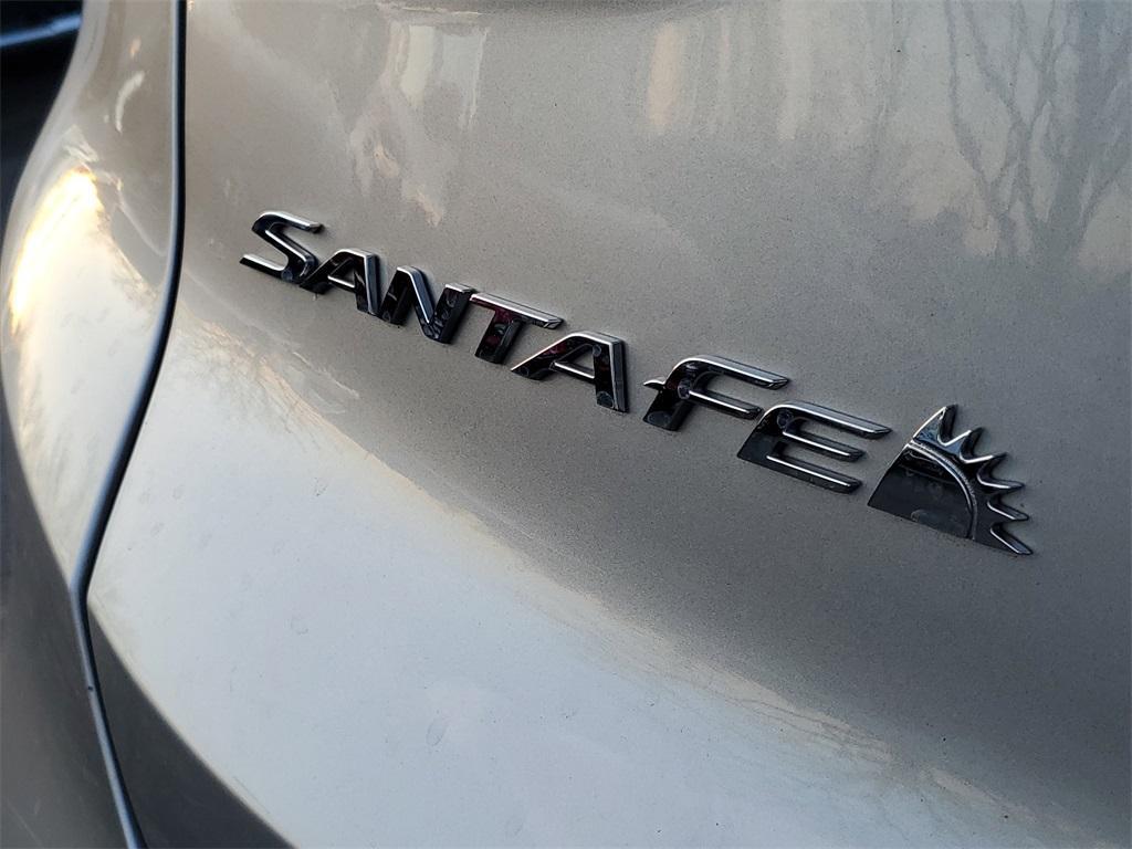 used 2022 Hyundai Santa Fe car, priced at $27,995