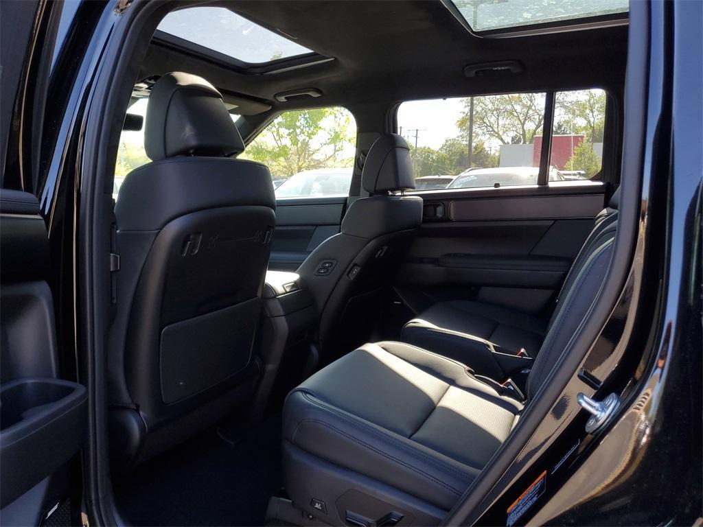 new 2025 Hyundai SANTA FE HEV car, priced at $51,533