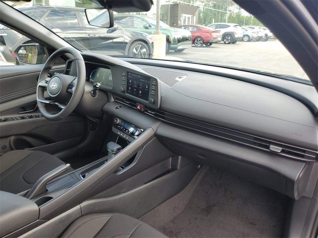 new 2025 Hyundai Elantra car, priced at $24,464