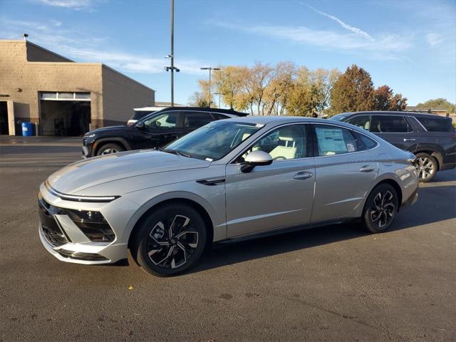 new 2024 Hyundai Sonata car, priced at $29,621