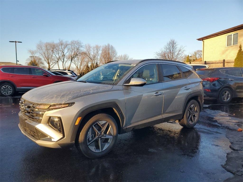 new 2025 Hyundai Tucson car, priced at $35,444