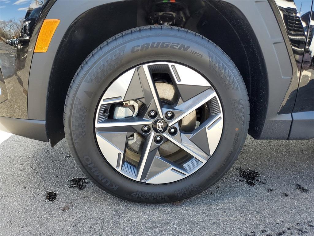 new 2025 Hyundai Tucson car, priced at $32,998