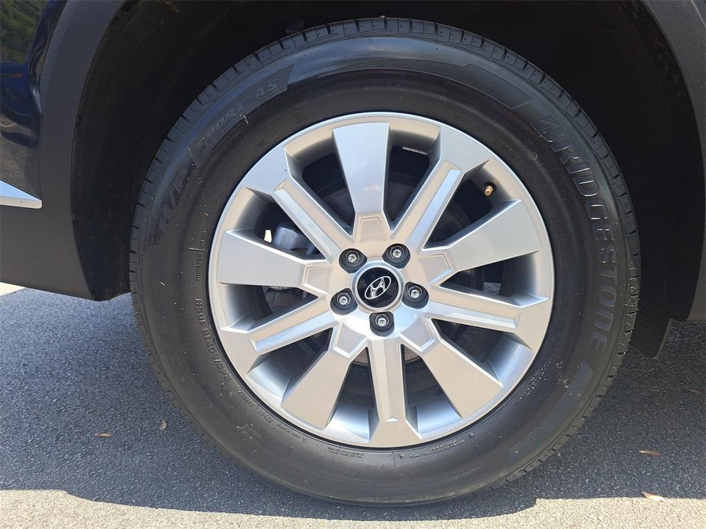 used 2024 Hyundai Palisade car, priced at $34,995