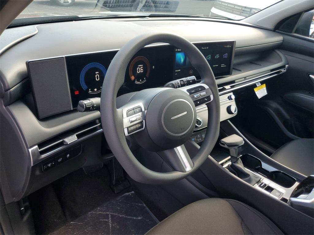 new 2025 Hyundai Tucson car, priced at $33,613