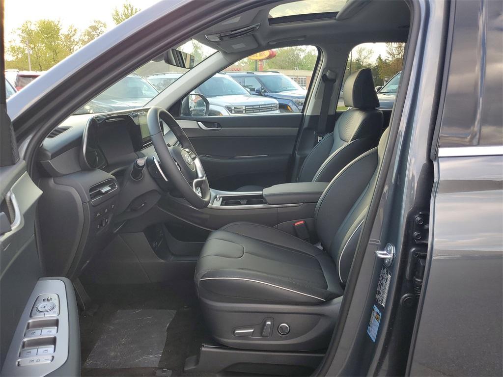 new 2025 Hyundai Palisade car, priced at $46,201