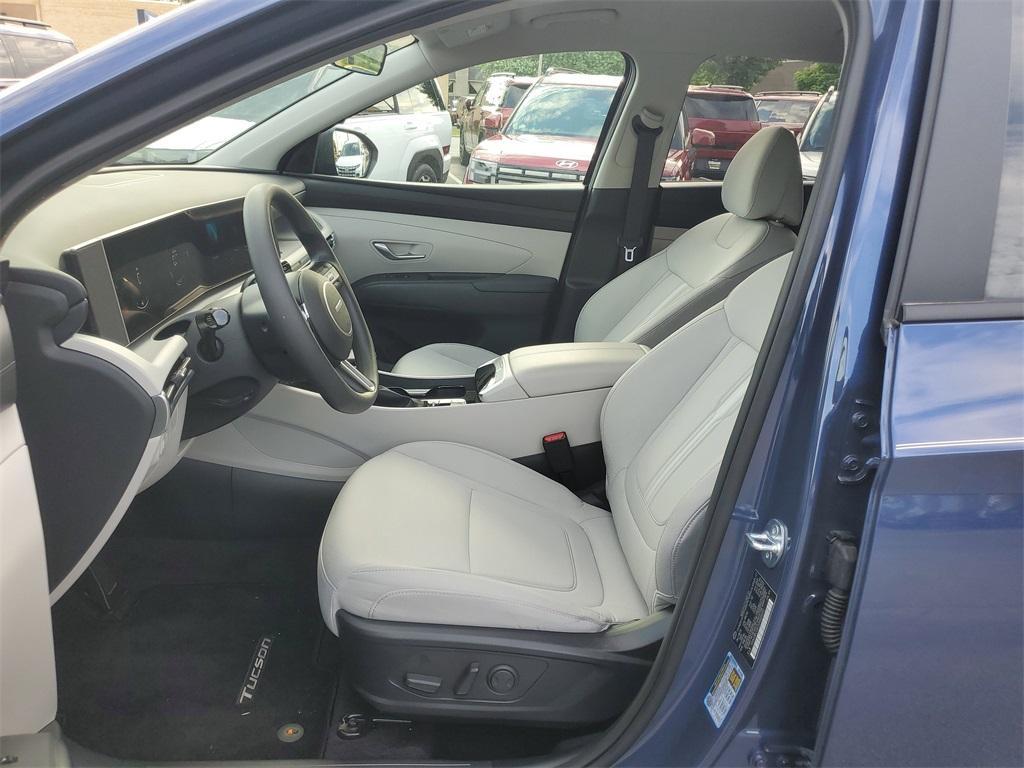 new 2025 Hyundai Tucson car, priced at $33,164