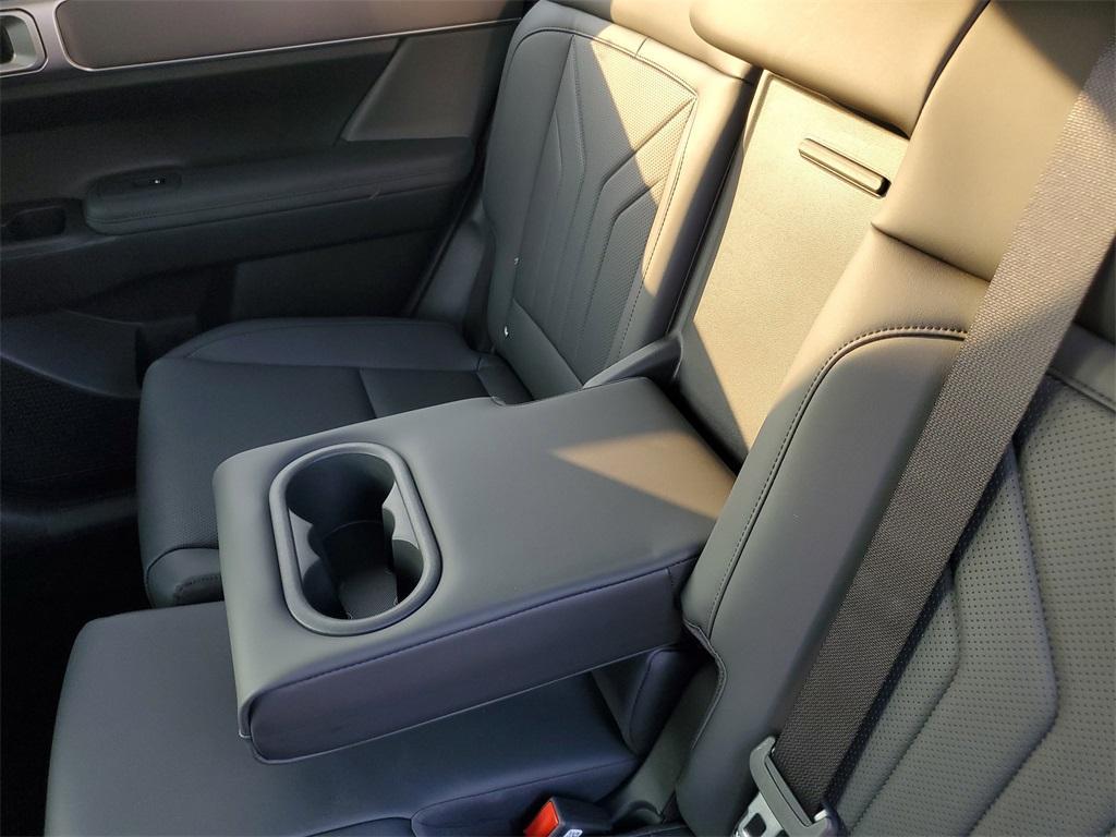new 2025 Hyundai Santa Fe car, priced at $40,261