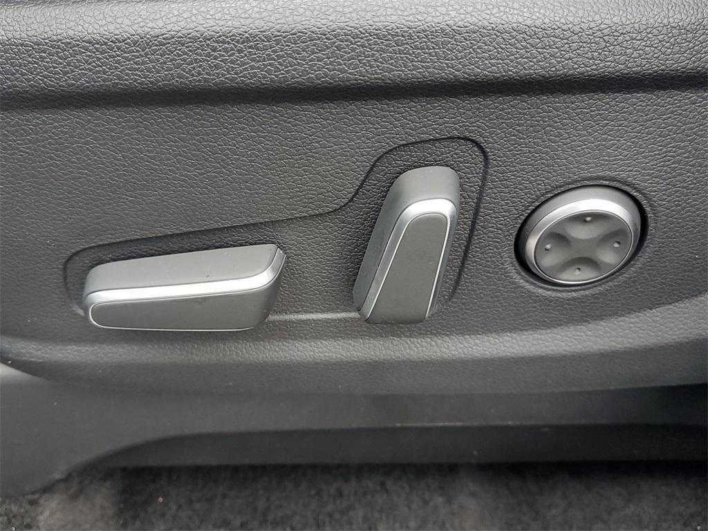 new 2025 Hyundai Palisade car, priced at $47,640