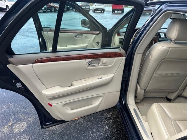 used 2006 Cadillac DTS car, priced at $8,987