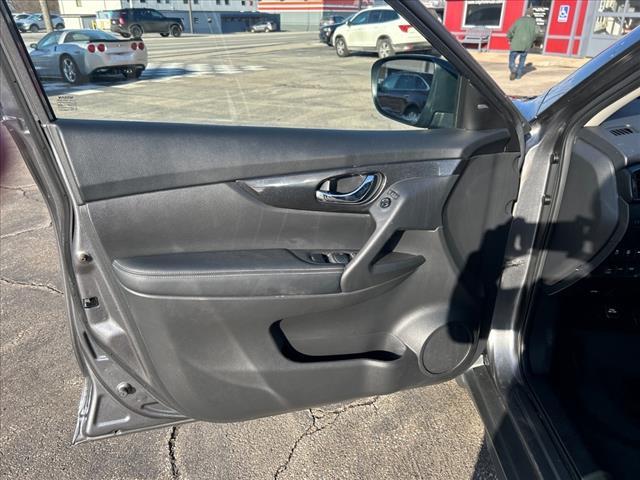 used 2019 Nissan Rogue car, priced at $18,987