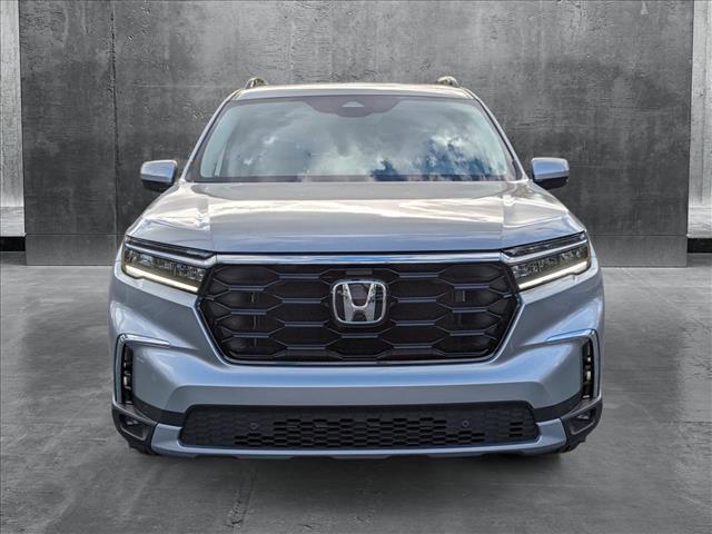 new 2025 Honda Pilot car, priced at $50,985