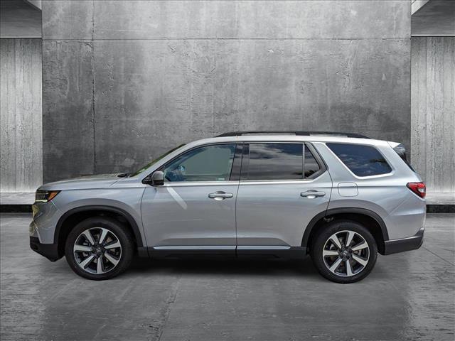 new 2025 Honda Pilot car, priced at $49,528