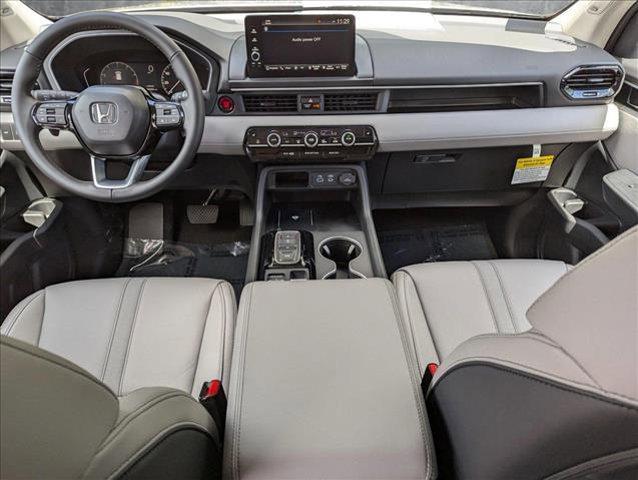new 2025 Honda Pilot car, priced at $49,528