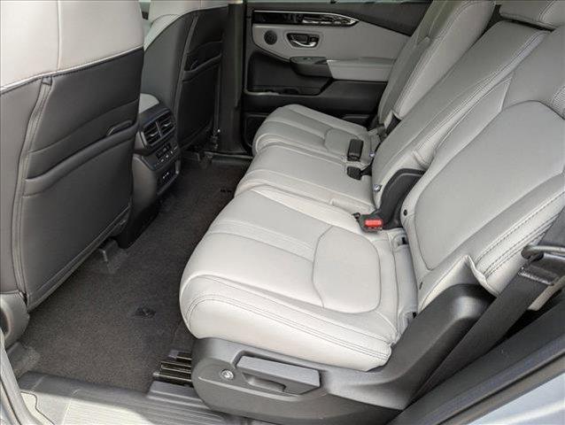 new 2025 Honda Pilot car, priced at $49,528