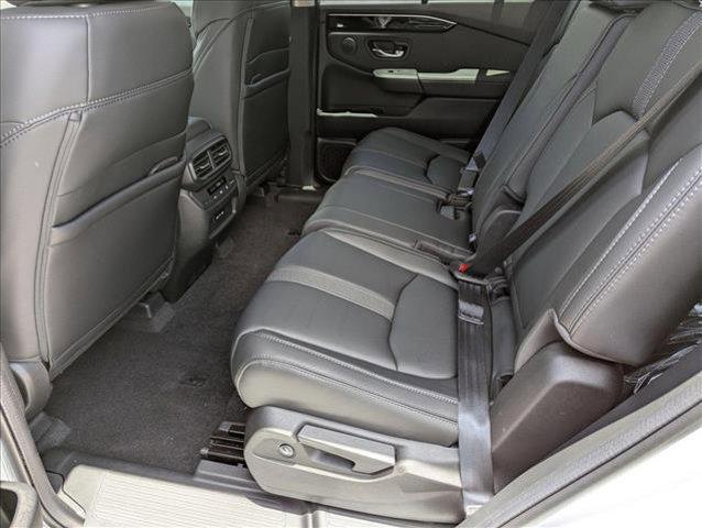 new 2025 Honda Pilot car, priced at $50,279
