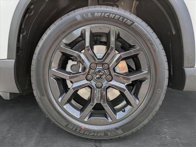 new 2025 Honda Pilot car, priced at $50,279