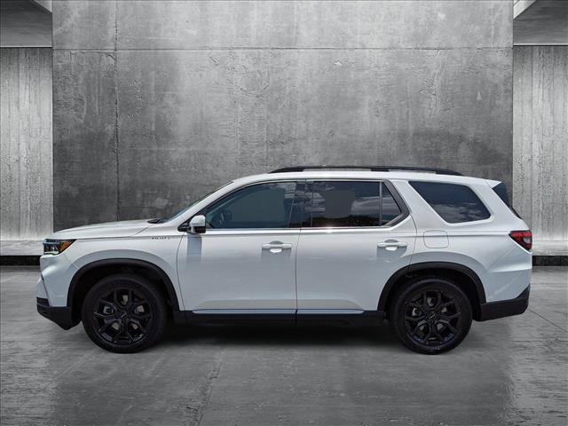 new 2025 Honda Pilot car, priced at $50,279