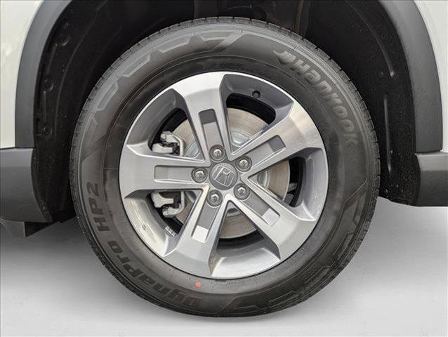 new 2025 Honda Pilot car, priced at $42,990