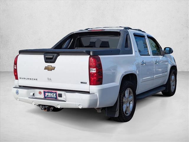 used 2008 Chevrolet Avalanche car, priced at $14,995