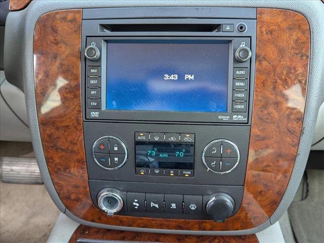 used 2008 Chevrolet Avalanche car, priced at $14,995