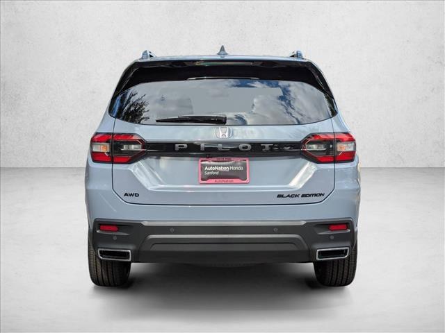 new 2025 Honda Pilot car, priced at $55,530