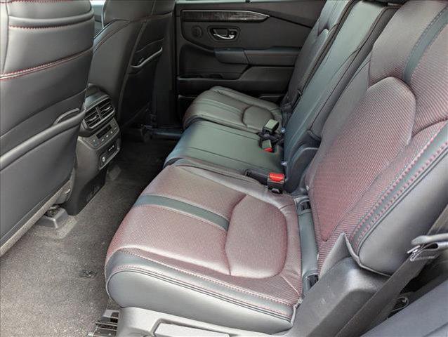 new 2025 Honda Pilot car, priced at $55,530