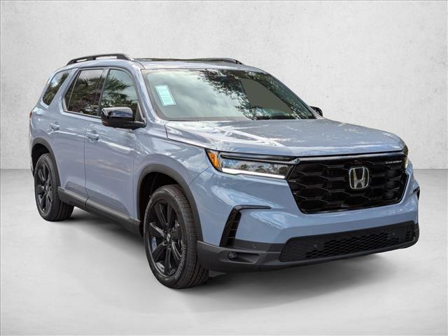new 2025 Honda Pilot car, priced at $55,530