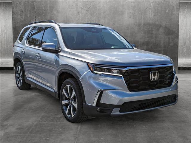 new 2025 Honda Pilot car, priced at $45,522